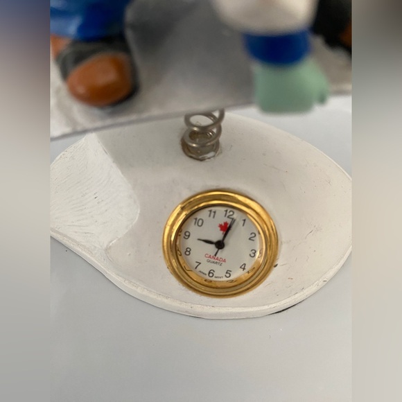 Snow Boarder figurine desk clock canada quartz WORKS - Picture 4 of 6